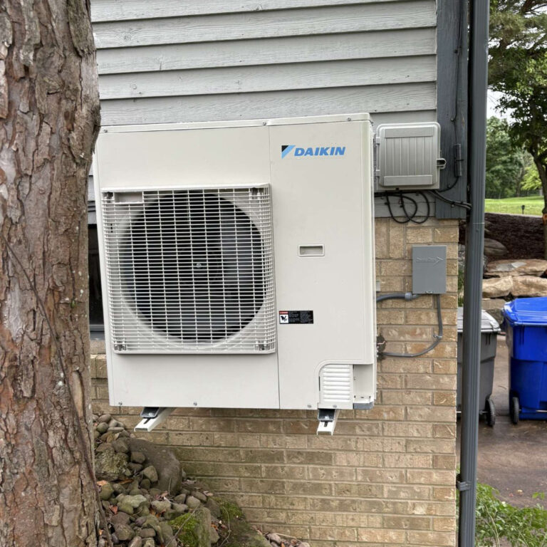 Daikin Heat Pump Installed on Pittsburgh home by Ventec